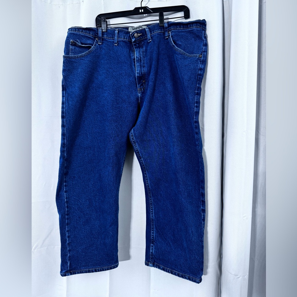 Wrangler Straight Jeans in Deep Blue Denim Professional Hem 42 x 24